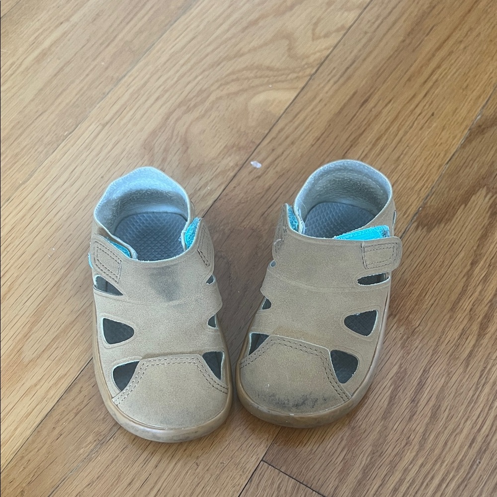 Ten Little Every Sandals